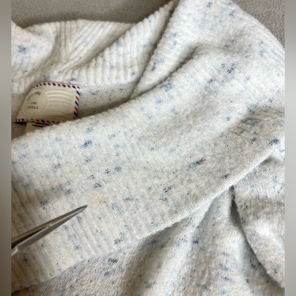 Anthropologie Postmark Lassen Cowl Neck Sweater Size S - Picture 10 of 15